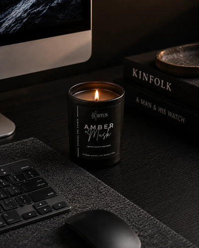 Ortus black candle, minimal black scented candle